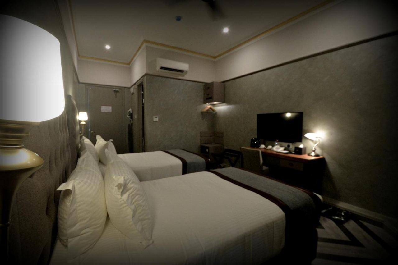 1969 Business Suites @ Ipoh Garden Экстерьер фото