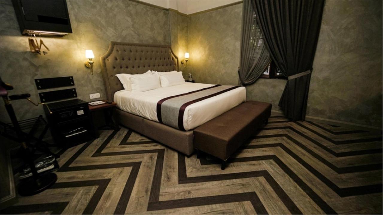 1969 Business Suites @ Ipoh Garden Экстерьер фото