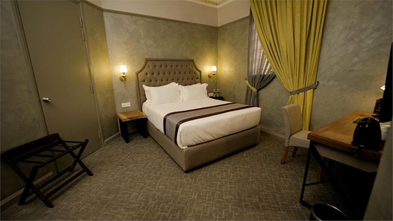 1969 Business Suites @ Ipoh Garden Экстерьер фото